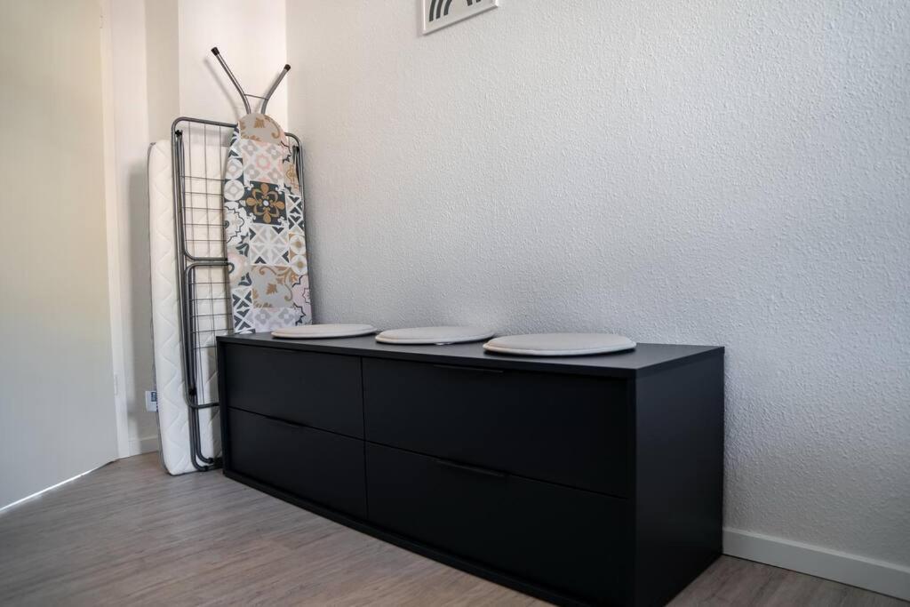 Super Lage Modern Boxspringbett *netflix* Wlan* Apartment