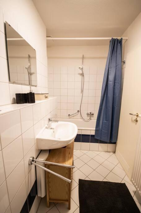 Super Lage Modern Boxspringbett *netflix* Wlan* Apartment Chemnitz